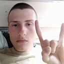 Михаил, 22 года