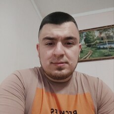 Фотография мужчины Шукур, 28 лет из г. Москва