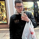 Виктор, 18 лет