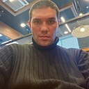 Михаил, 32 года