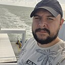 Edward, 32 года