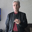 Виктор, 61 год