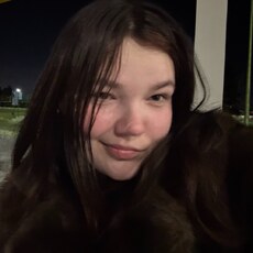 Фотография девушки Надежда, 19 лет из г. Тюмень