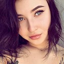 Milka, 22 года