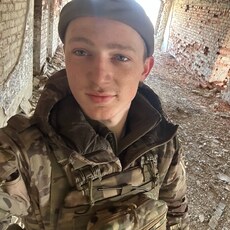 Фотография мужчины Дмитрий, 19 лет из г. Амвросиевка