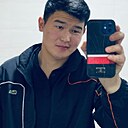 Adil, 23 года