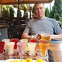 Максим, 42 года