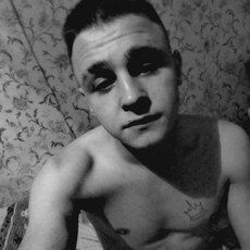Фотография мужчины Олег, 26 лет из г. Хабаровск