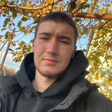 Фотография мужчины Алексей, 19 лет из г. Солнечногорск