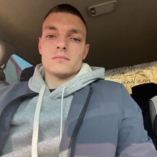 Фотография мужчины Михаил, 21 год из г. Артем