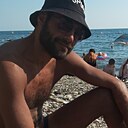 Грайр, 37 лет