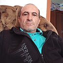 Гор, 48 лет