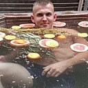 Саша, 25 лет