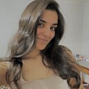 Динара, 23 года