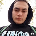 Виталя, 21 год