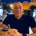 Бэссель, 20 лет