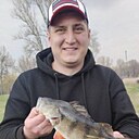 Dim, 32 года