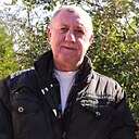 Володя, 62 года