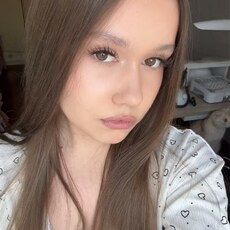 Фотография девушки Катюша, 18 лет из г. Санкт-Петербург