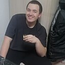 Роман, 18 лет
