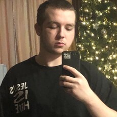 Фотография мужчины Максим, 20 лет из г. Нижний Тагил