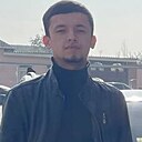 Илхомжон, 21 год