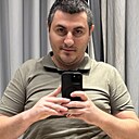 Макс, 33 года