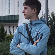 Фотография мужчины Никита, 18 лет из г. Солигорск