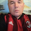 Олег, 44 года
