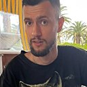 Андрей, 24 года
