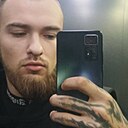 Максим, 24 года