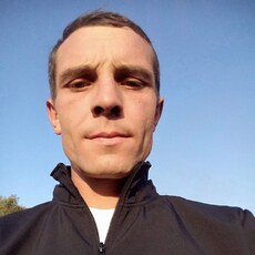 Андрей, 40 из г. Луганск.