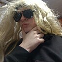 Mrkittyvibes, 18 лет