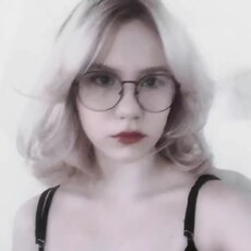 Фотография девушки Ll, 18 лет из г. Тюмень