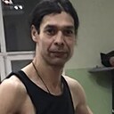 Сантьяго, 33 года