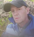 Юрии, 44 года
