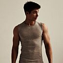 Макс, 22 года