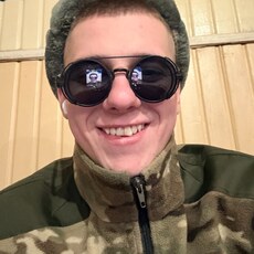 Фотография мужчины Александр, 21 год из г. Брянск