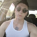 Денис, 24 года