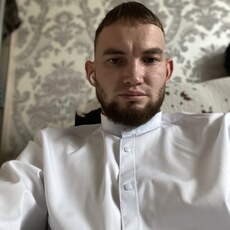 Фотография мужчины Равиль, 26 лет из г. Омск