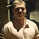 Арсений, 18 лет