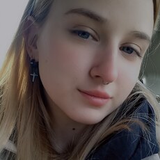 Фотография девушки Ангелина, 23 года из г. Ессентуки