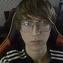 Максим, 22 года