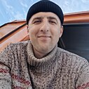 Макс, 32 года