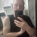 Максим, 23 года
