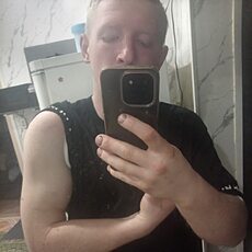 Фотография мужчины Максим, 23 года из г. Таштагол