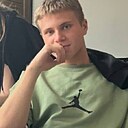 Максим, 19 лет