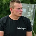 Роман, 25 лет