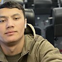 Абдухошим, 20 лет