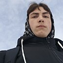 Вячеслав, 18 лет